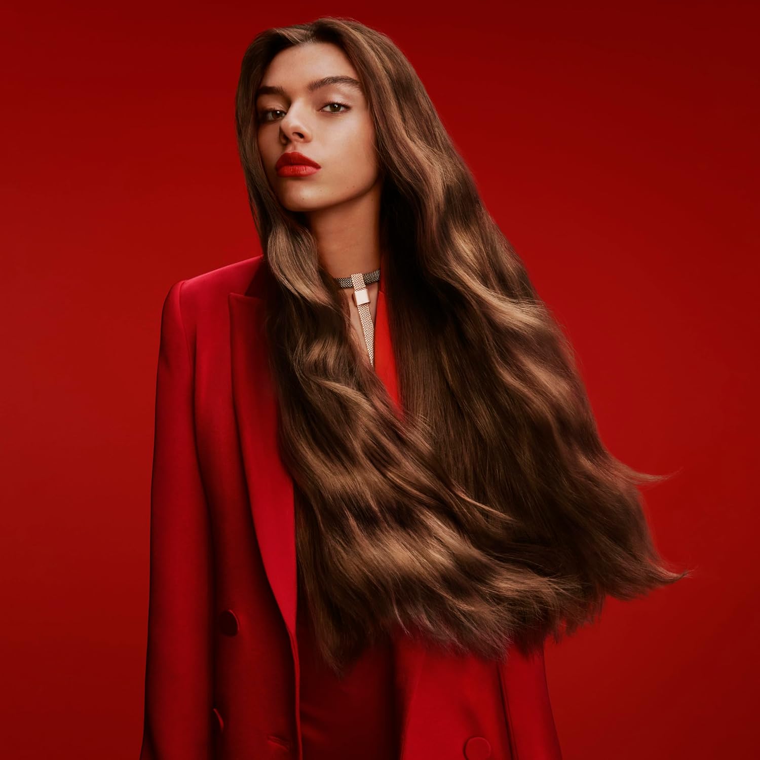 Wella Professionals Ultimate Repair conditioner applied to hair lengths 500ml