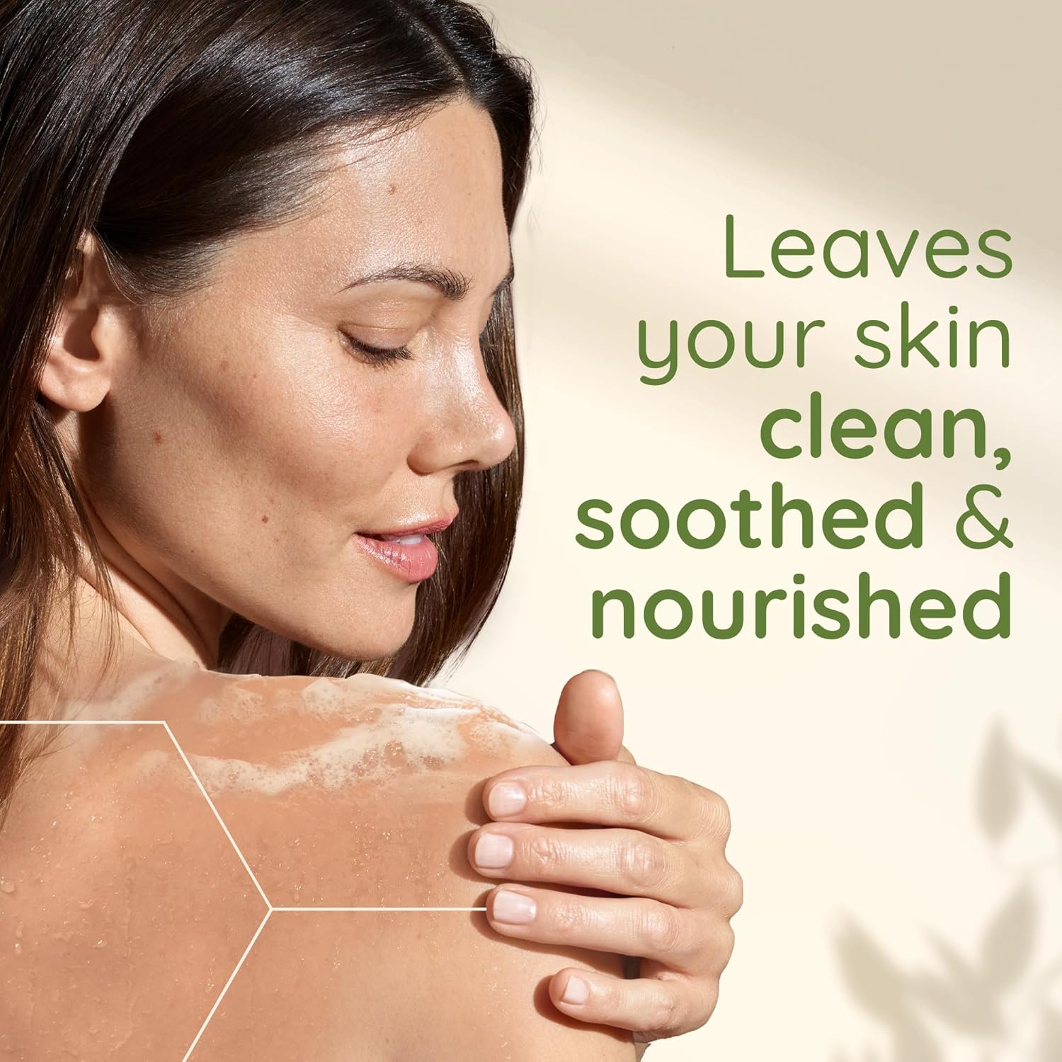Aveeno oat moisturising body wash for dry sensitive skin bottle 500ml